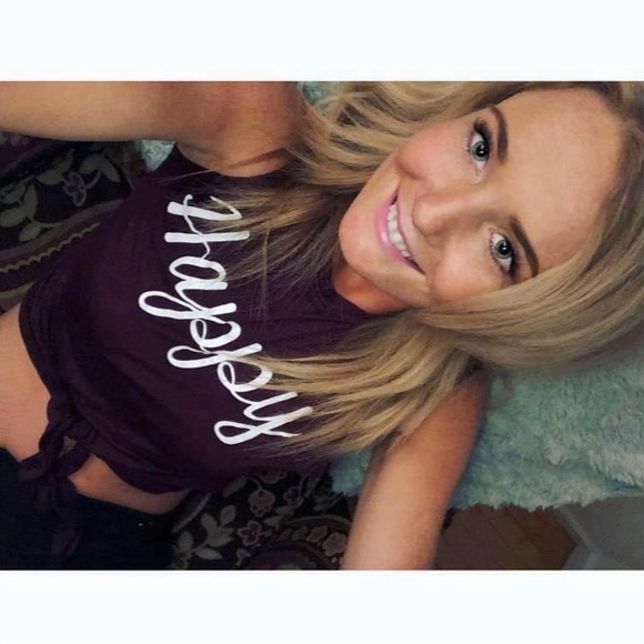 Meet your Posher, Amanda - Picture 1 of 1